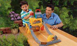  Thomas the Train Take n Play Rumbling Gold Mine Run Toys 