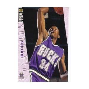  1996 97 Collectors Choice #381 Ray Allen Playbook Sports 