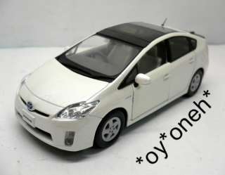 OFFICIAL LICENSED TOYOTA NEW PRIUS 130 PERAL WHITE DIECAST  