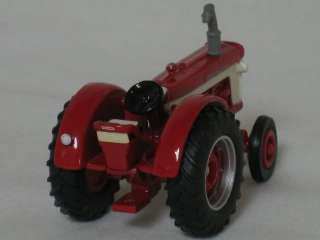 ERTL 164 Diecast Case International Red Tractor ~ MINT  