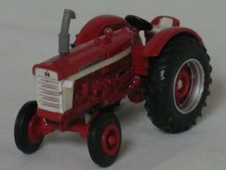ERTL 164 Diecast Case International Red Tractor ~ MINT  