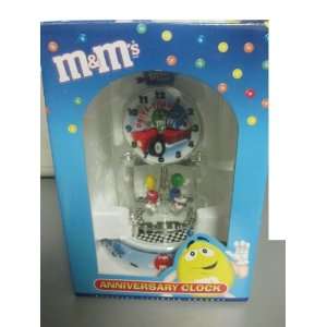  M&M DRIVE THRU DINER ANIMATED CLOCK Toys & Games