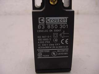 Crouzet Limit Switch 83 850 301 With Roller Lever  