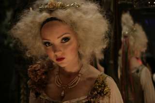 Stills from The Imaginarium of Doctor Parnassus (Click for larger 