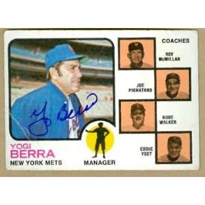   Autographed Picture   card Mets 1973 Topps creased
