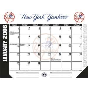  New York Yankees 2006 Desk Calendar