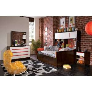  Lea TeenNick The Suite Daybed Study Wall Bedroom