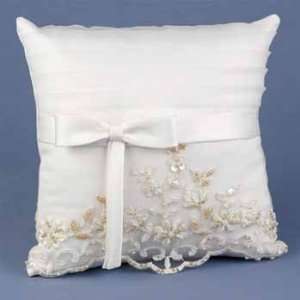  Vintage Charm Ring Pillow