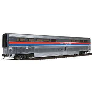   Superliner(R) I w/Plated Finish Asssembled    Diner Amtrak(R) Phase II
