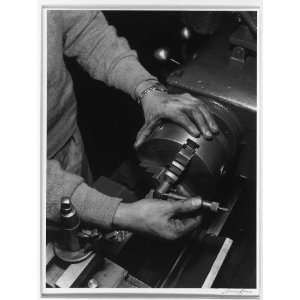  Hands of lathe worker,Manzanar Relocation Center 