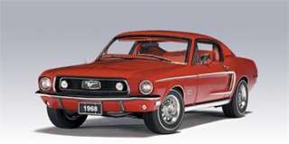18 Autoart 72801 FORD MUSTANG GT 390 1968 (RED)  