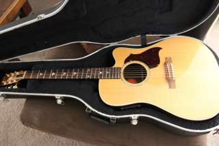   Deluxe Acoustic/Electric Guitar Rosewood/Spr Fishman Songwriter  