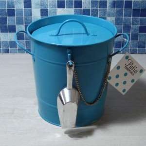 TIN IRON ICE BUCKET WITH SCOOP 