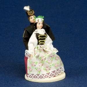  Folk Doll   Slask, Couple 5.4 inches