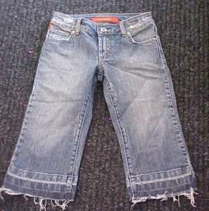 NWOT iT Jeans Girls Size 8 Capri Cropped Frayed  