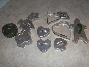 VINTAGE COOKIE CUTTERS GINGERBREAD MAN LARGE LOT OF CUTTERS OLD  
