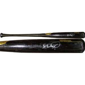   / Signed 2005 Game Used Uncracked Sam Bat Sports Collectibles