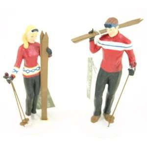  Ski Couple Figures   2 Assorted Case Pack 12