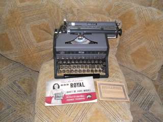 Vintage Royal Quiet De Luxe 1947/8 Typewriter case+key  