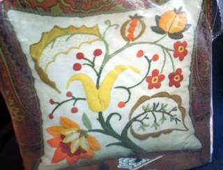 Vintage Pauline Denham Crewel Embroidery Jacobean 14 Square Pillow 