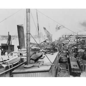  1900 photo Thornberger hoists unloading ore, Lackawanna 