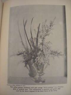 1933 MRS. WALTER HINE ARRANGEMENT OF FLOWERS PHOTOS  