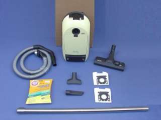 Miele Naturell S246i vacuum + Attachments   CLEAN ED   Ratail $799 