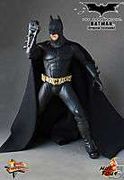 Hottoys Batman Dark Knight Figure (Original Costume)  