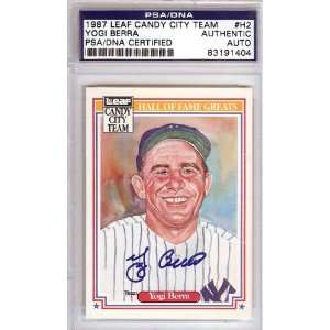  Yogi Berra Autographed 1987 Leaf Card PSA/DNA #83191404 