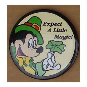  Disneyland St. Partrick`s Day Mickey Mouse 3 Button 