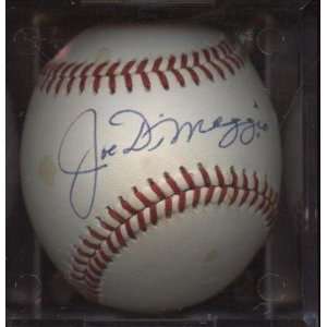  Joe DiMaggio Autographed Ball   Single OAL Brown 