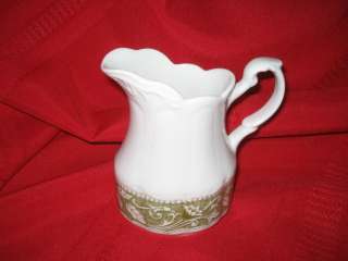 Meakin Sterling Colonial creamer England  
