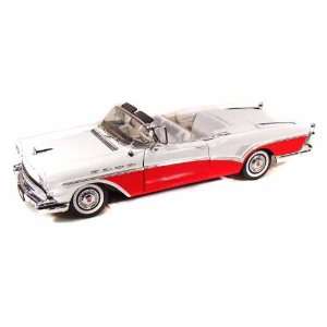  1957 Buick Roadmaster 1/18 Red & White Toys & Games