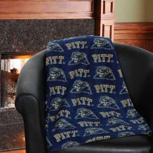   Panthers 60 x 72 Fleece Blanket   Navy Blue