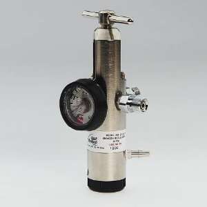 And F Medical Products Constant Flow Regulator Yoke Model 50 Psi 0 