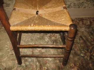 Ethan Allen Antiqued Old Tavern Pine Ladderback Caned Side Chair 