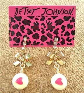 Betsey Johnson Cake Pot w/ Love Heart Dangle Earrings  