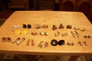 VINTAGE JEWELRY EARRINGS SCREW CLIP AND PIERCED 20 PAIRS  