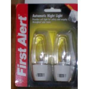    First Alert Automatic Night Light Twin Pack