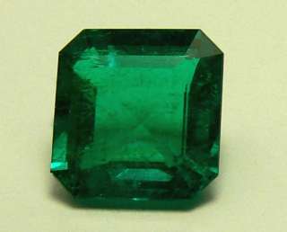 03 CTS NATURAL COLOMBIAN EMERALD CUT  