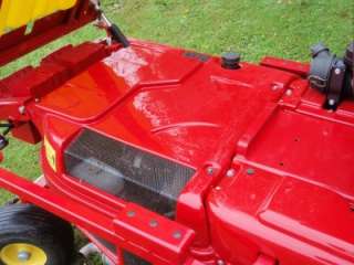 Offered is a Gianni Ferrari SR210D Commercial Ride on Lawnmower 