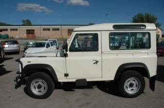 Land Rover Defender 2500 cc. usata a Pieve Santo Stefano    