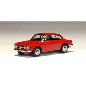   Romeo 1750 GT Veloce Red 1/43 Diecast Car Model Autoart Toys & Games