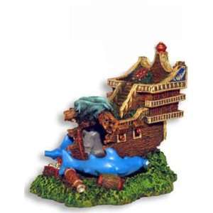 Resin Ornament   Shark Shipwreck Bubbler (Catalog Category Aquarium 