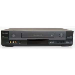   614 Video Cassette Recorder Player VCR Auto Set Up 4 Head Electronics