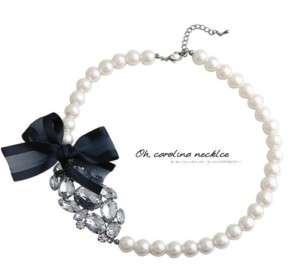 Heavy glass pearls butterfly bow necklace Elegant  
