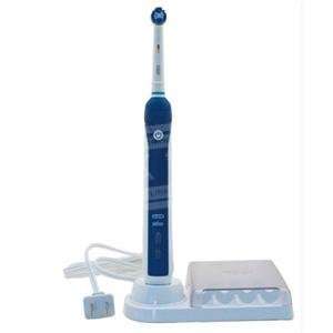  Oral B PC1000 Toothbrush