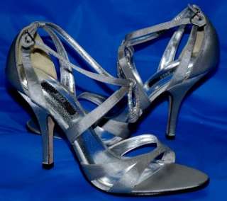 New Silver JLO Jennifer Lopez Shoes Heels 9.5 Evening  