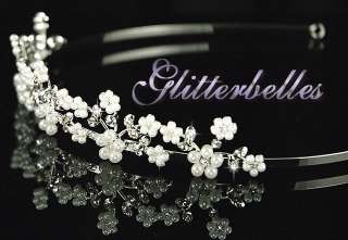 Very pretty and delicate Crystal and pearl Tiara in an attrative 