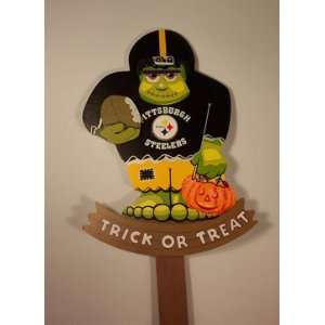   Steelers NFL Scary Monster Halloween Yard Stake